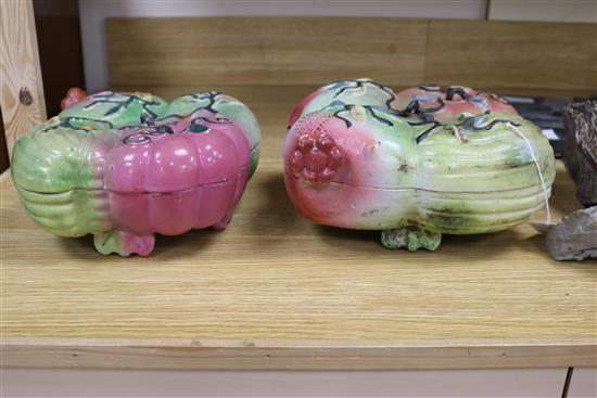 A pair of large Chinese enamelled porcelain four-fruit boxes and covers, 19th century,